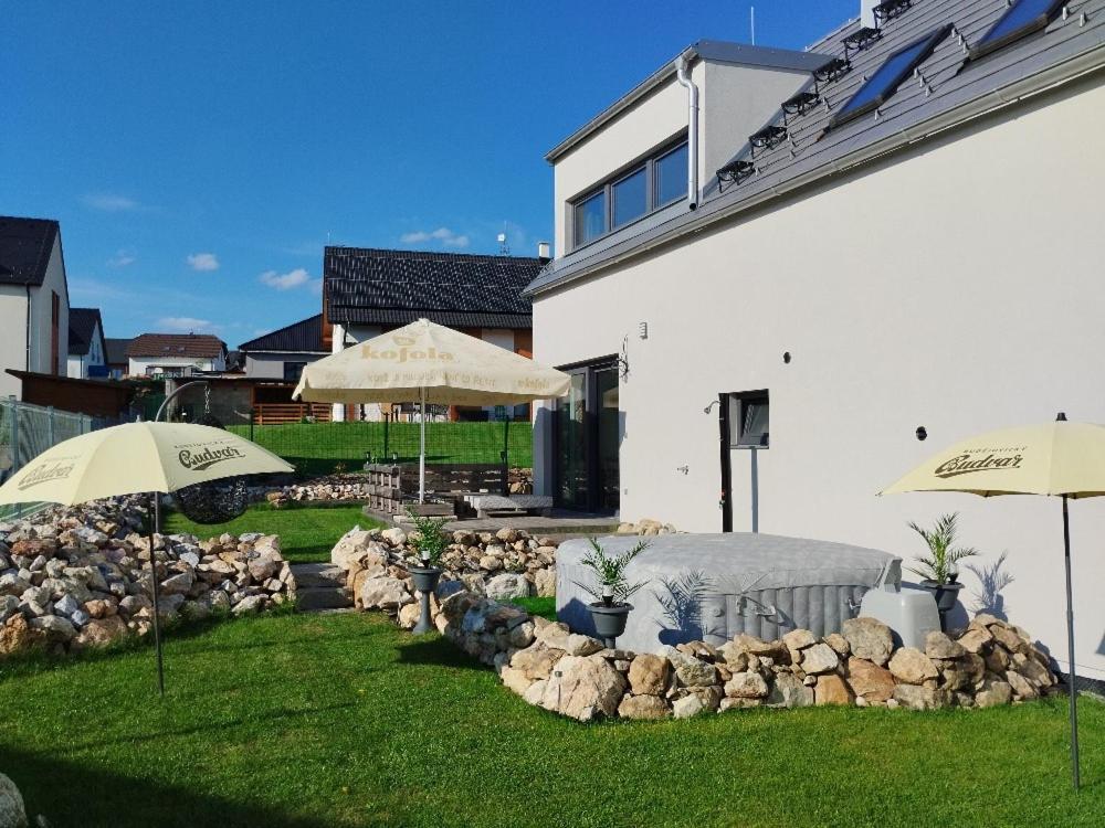 Apartman Dasa Frymburk Exterior photo